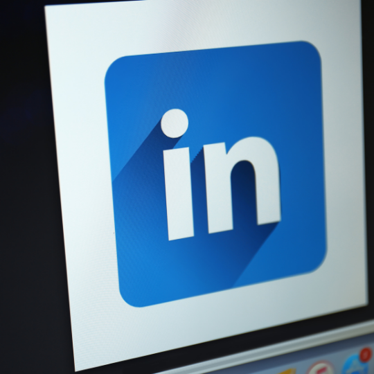How to grow your LinkedIn Following Blog image of LinkedIn logo